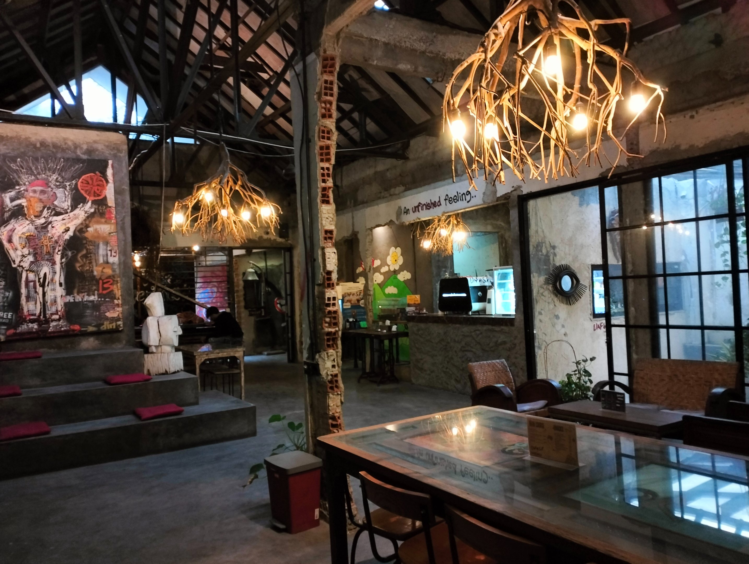 UNFINISHED coffeeshop