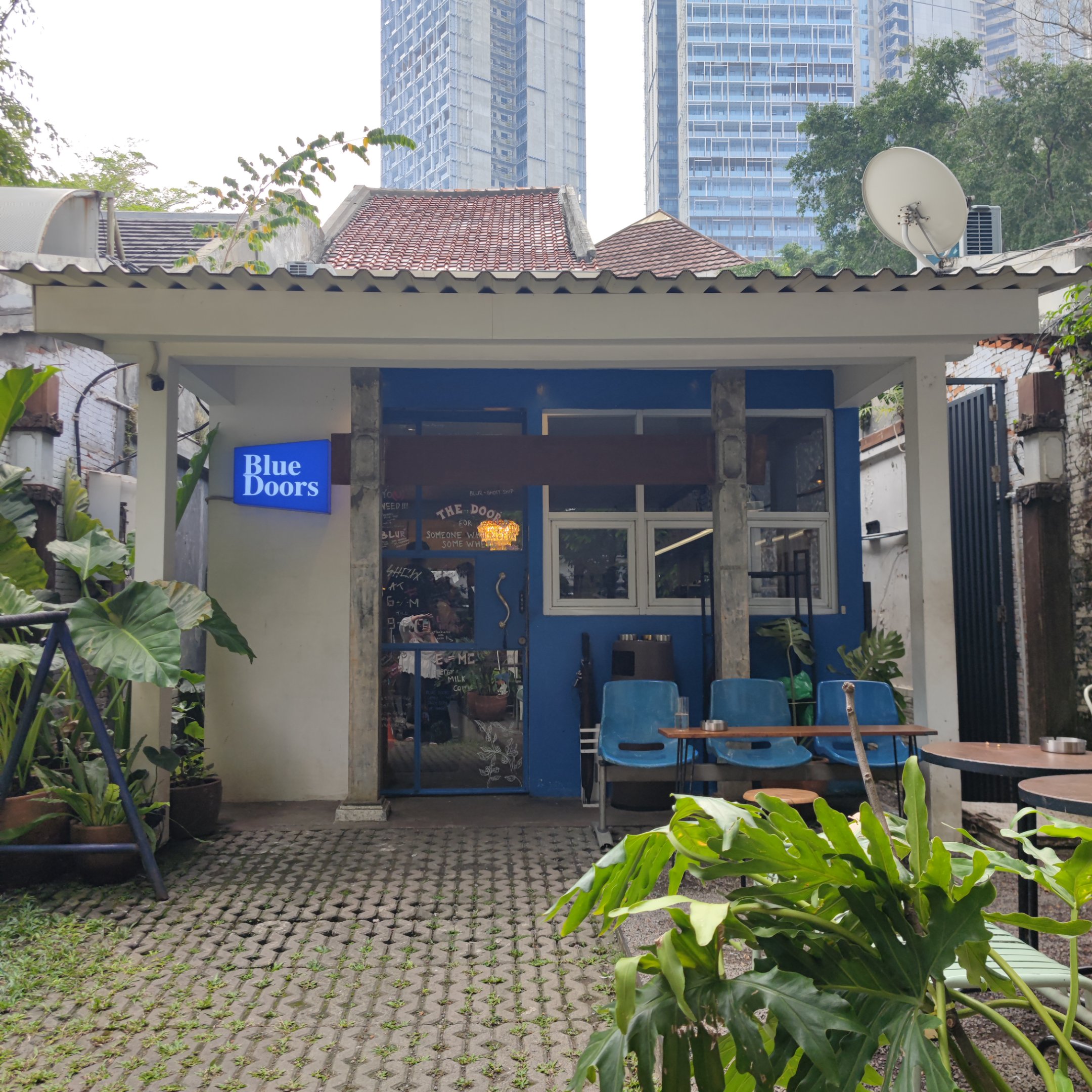 Blue Doors Dharmawangsa