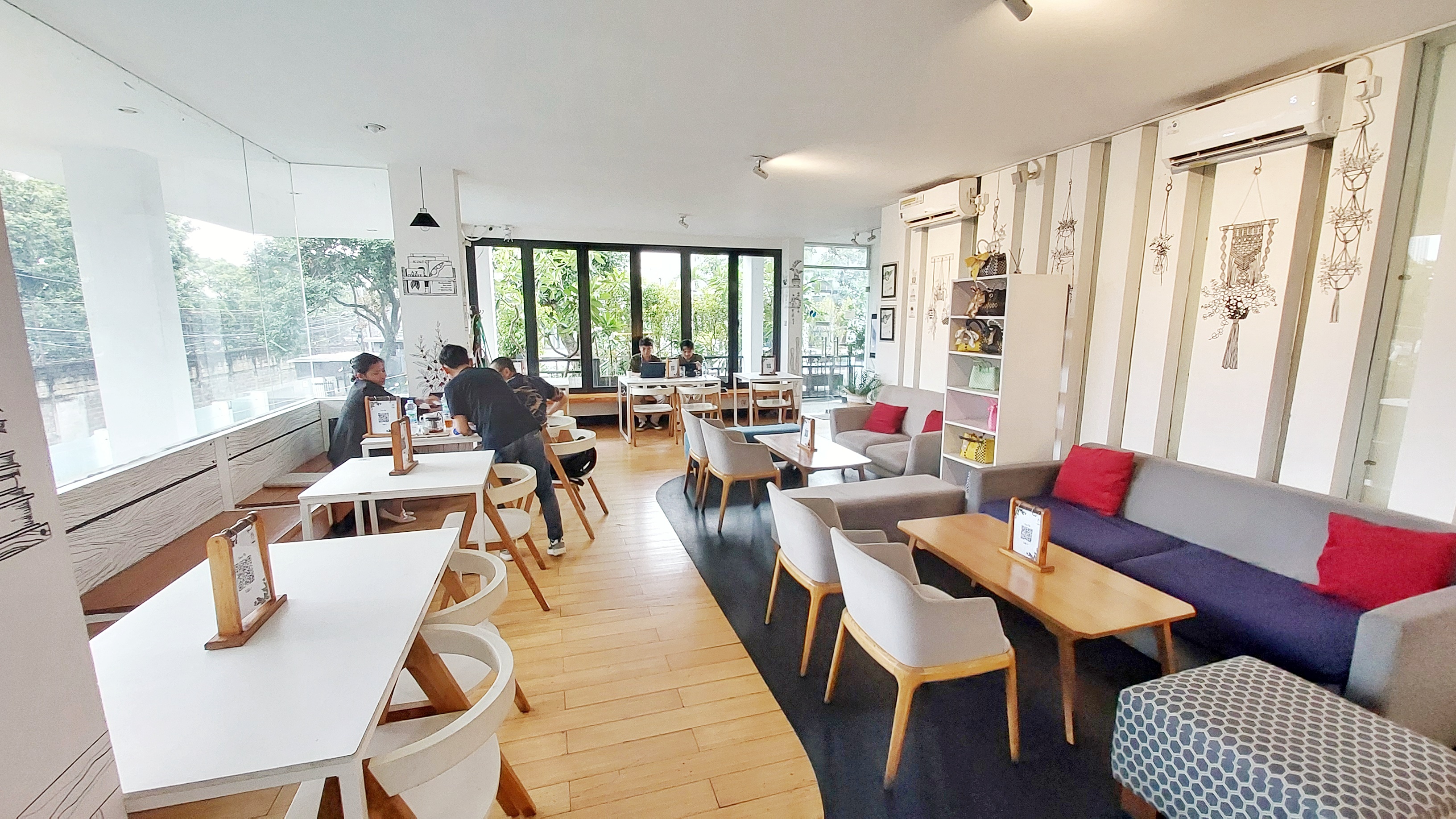 Kiila Kiila Cafe