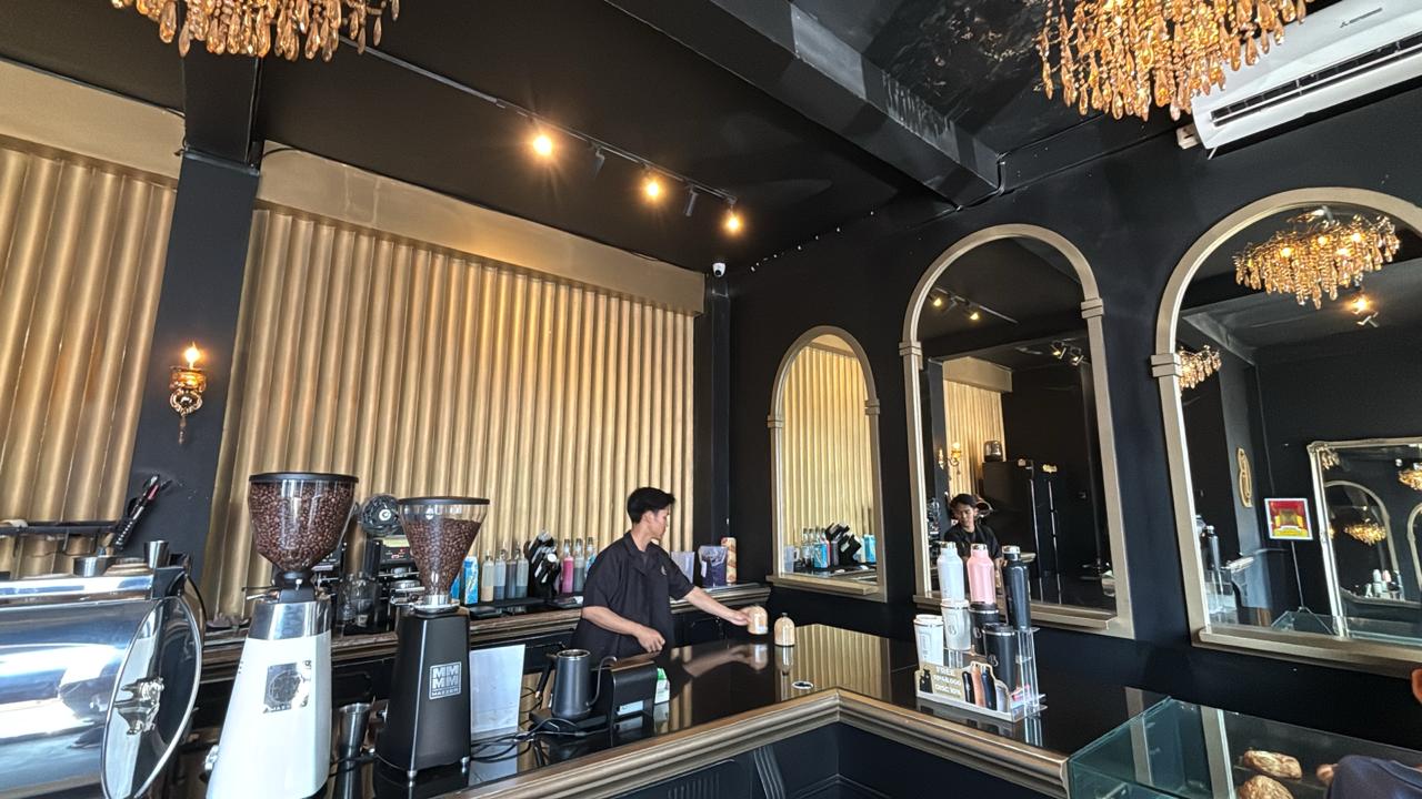 Golden Black Coffee - Kemang
