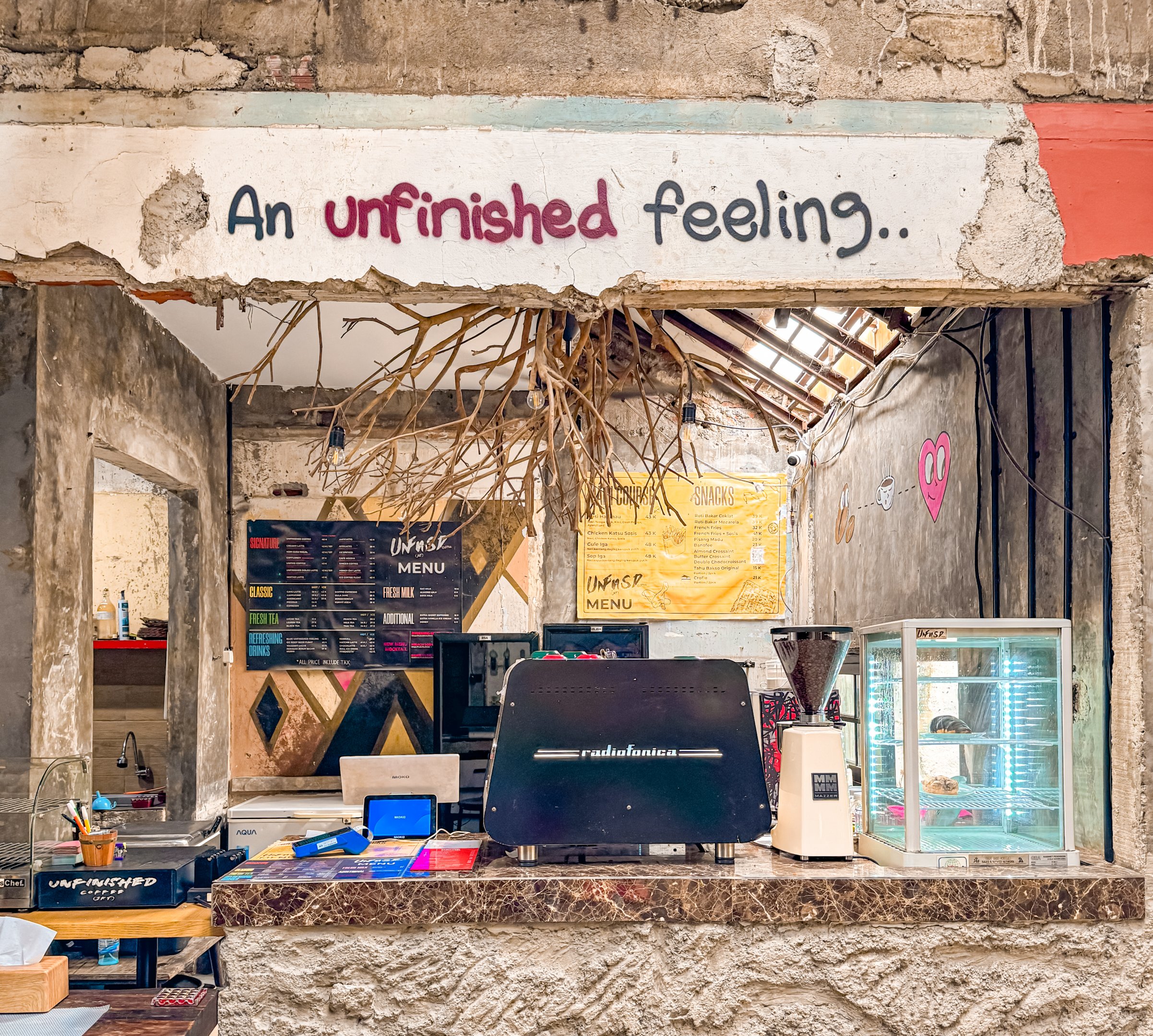 UNFINISHED coffeeshop
