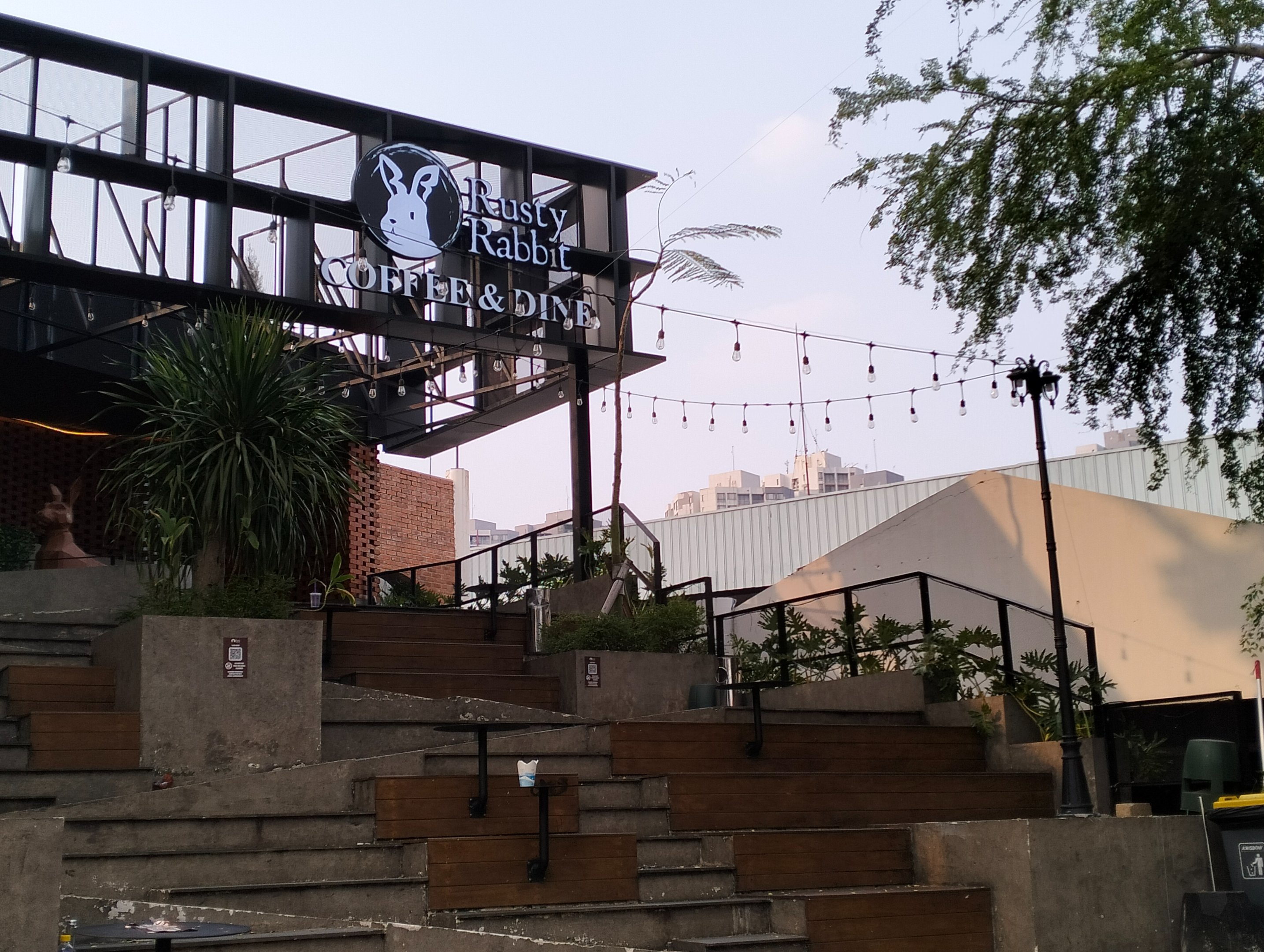 Rusty Rabbit Cafe & Resto - Jakarta Selatan
