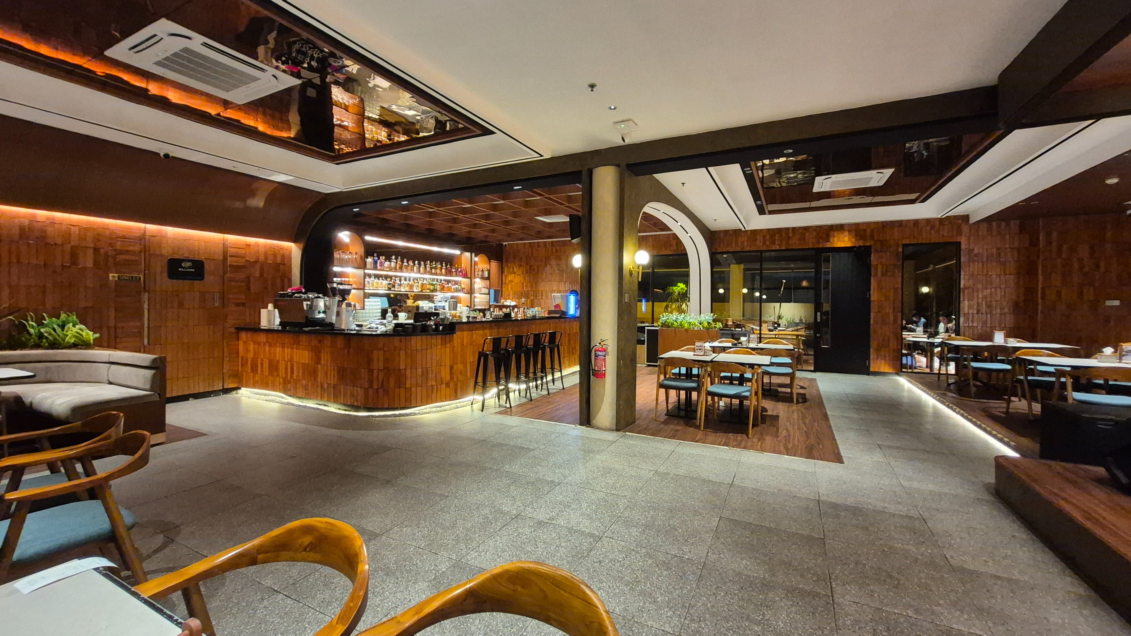 Rusty Rabbit Cafe & Resto - Jakarta Selatan