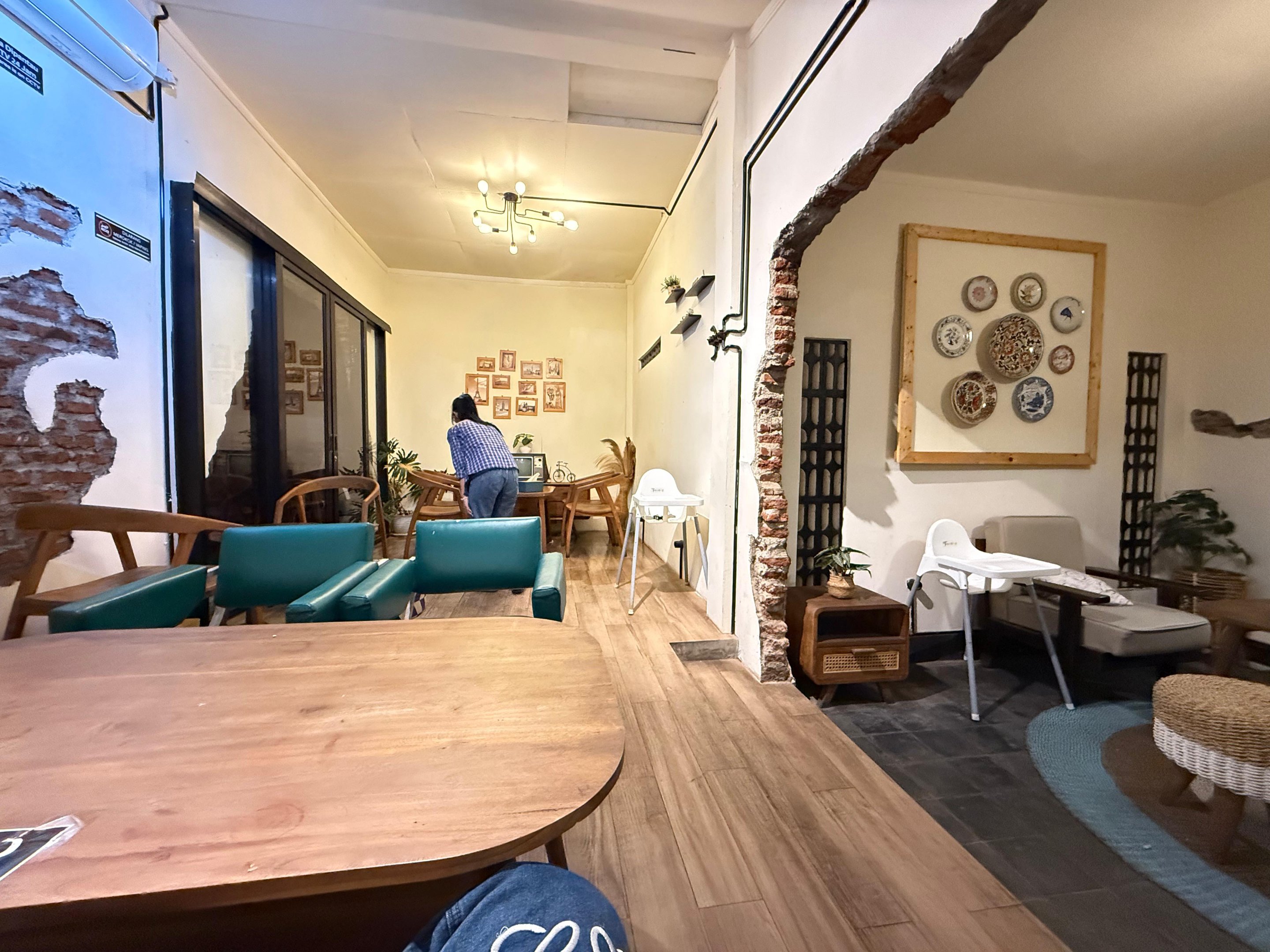 HISTORIA Coffee & Gallery