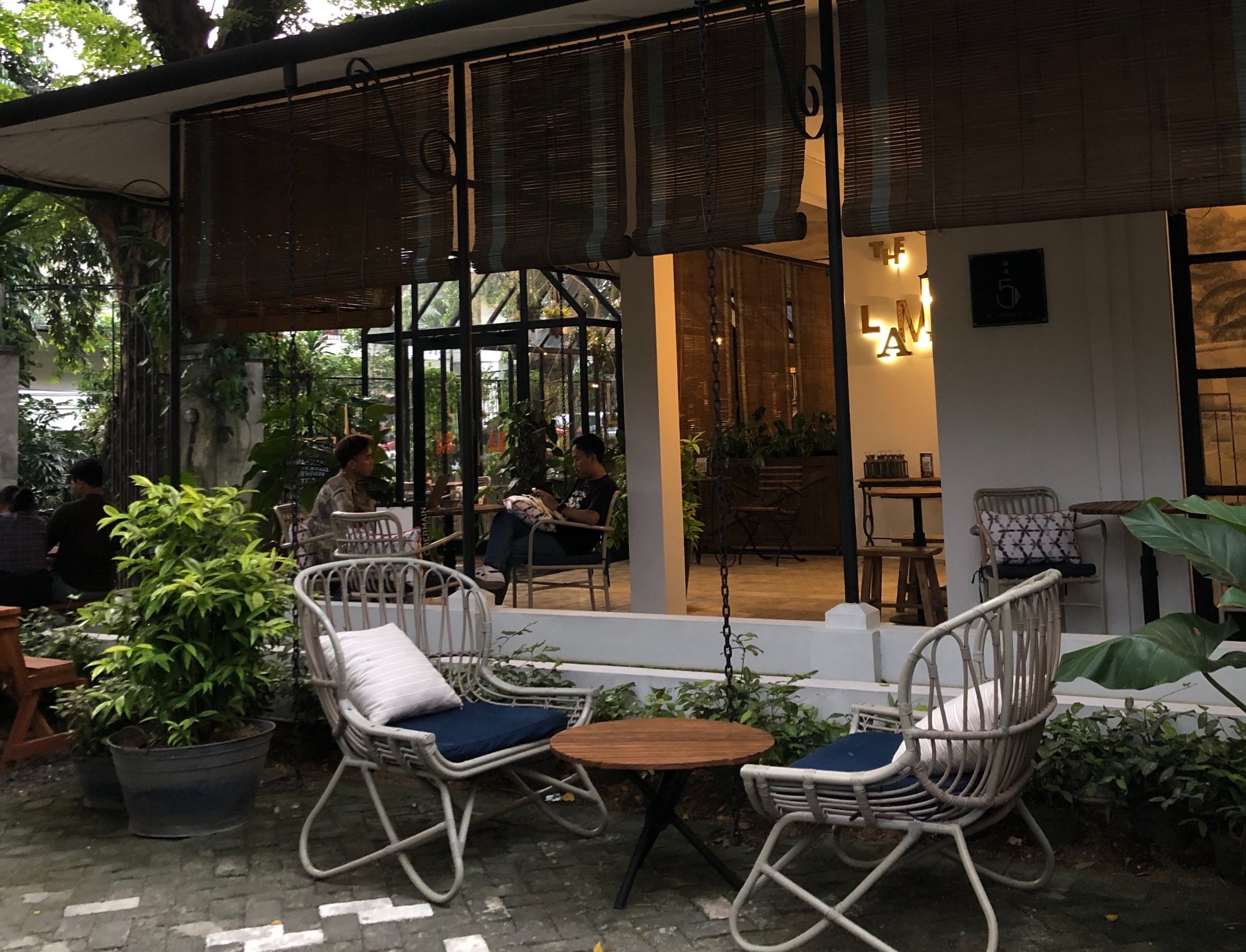 Baik Baik Garden Cafe