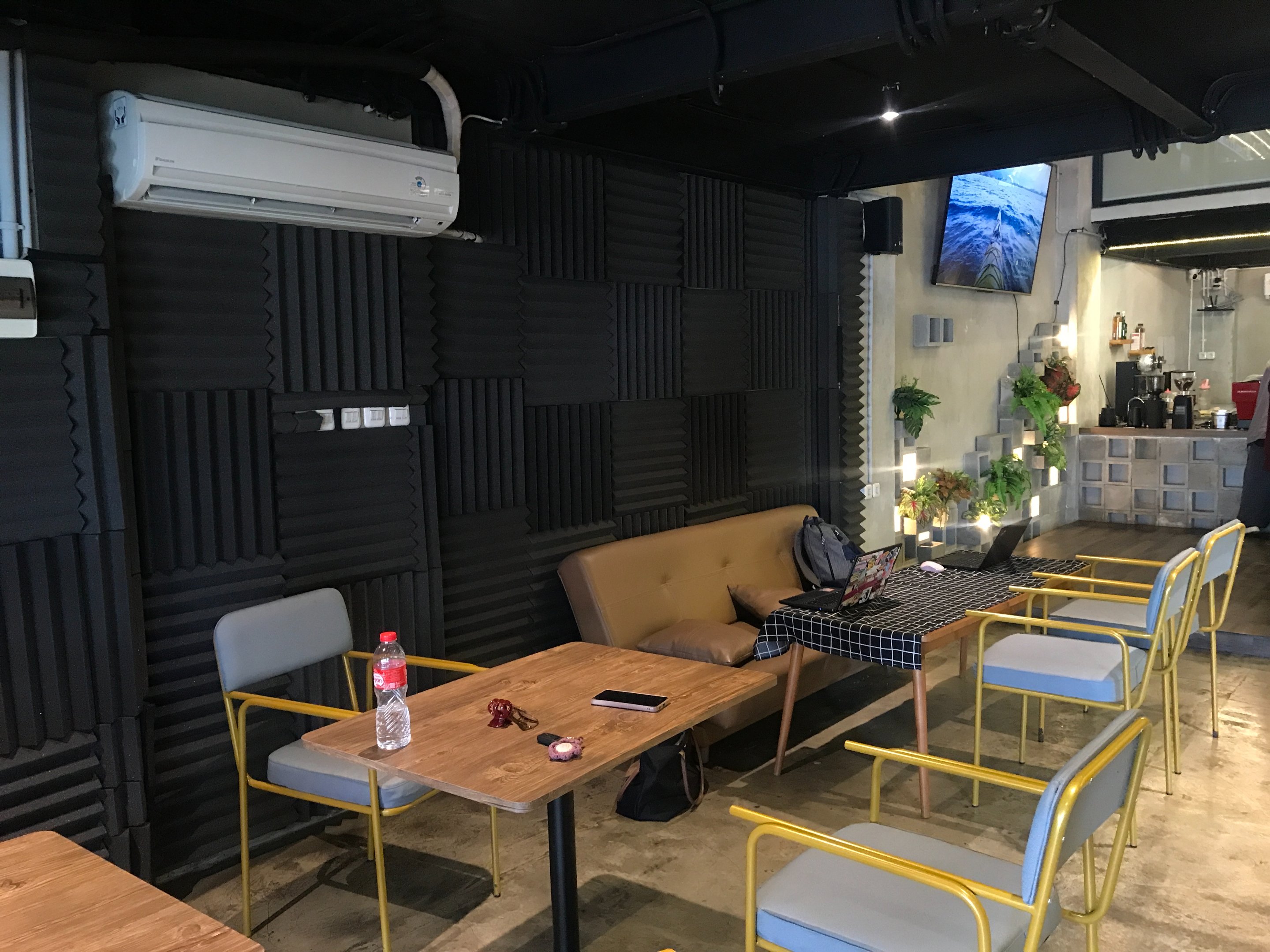 Toti Cafe