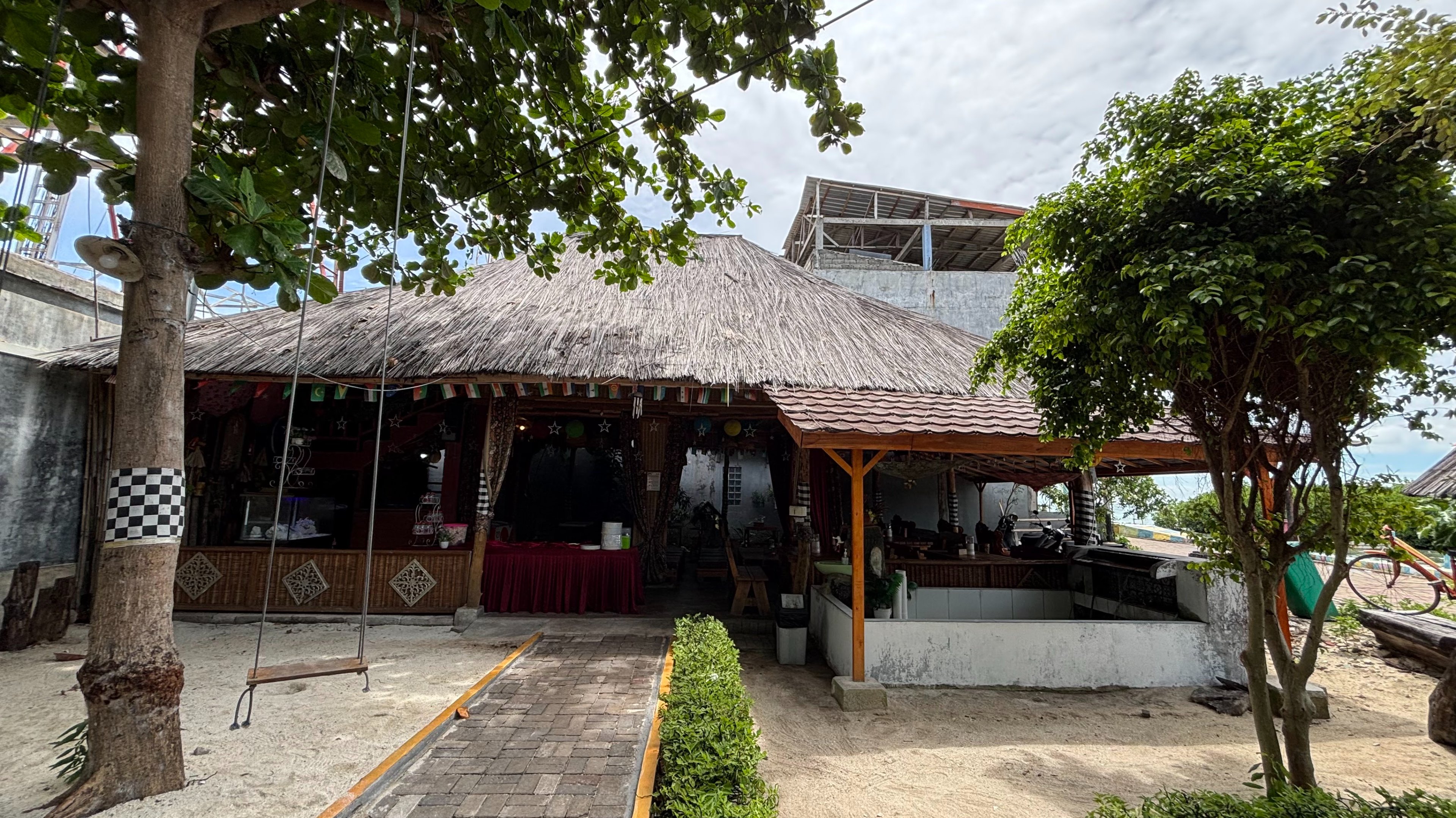 Kampoeng Koneng Pulau Seribu - Resto di Pulau Seribu, Restoran dan Wisata Keluarga di Pulau Seribu
