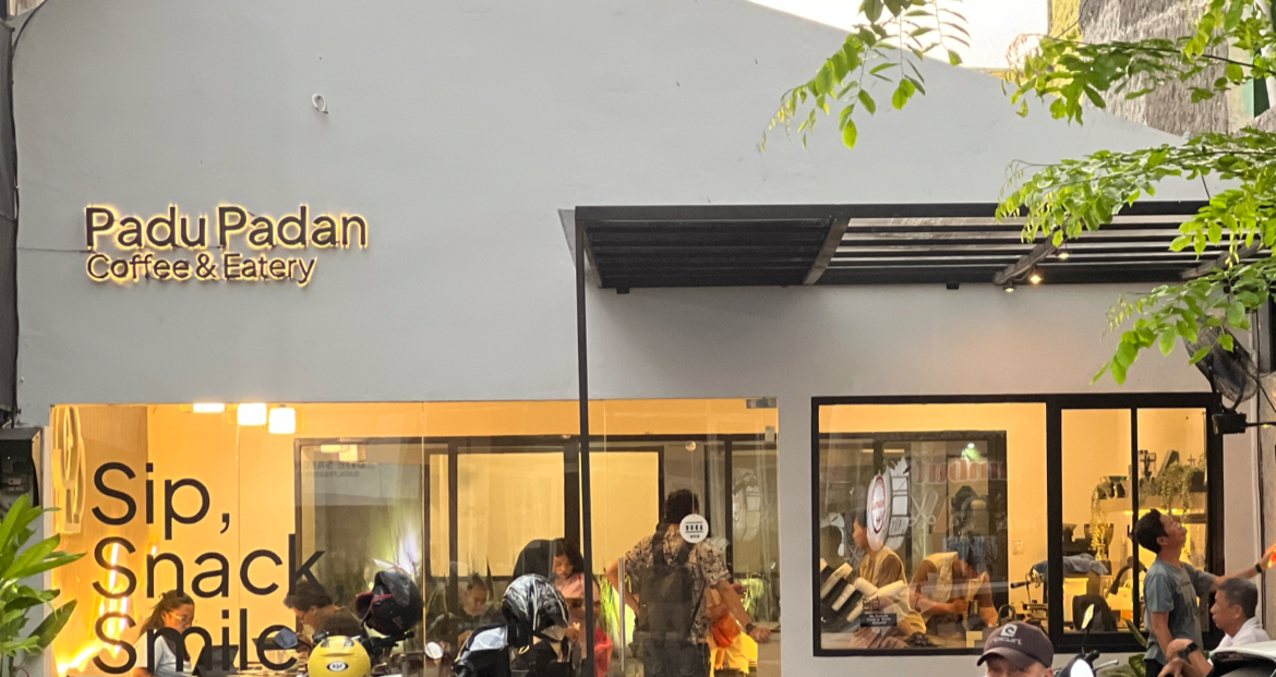 Padu Padan Coffee & Eatery
