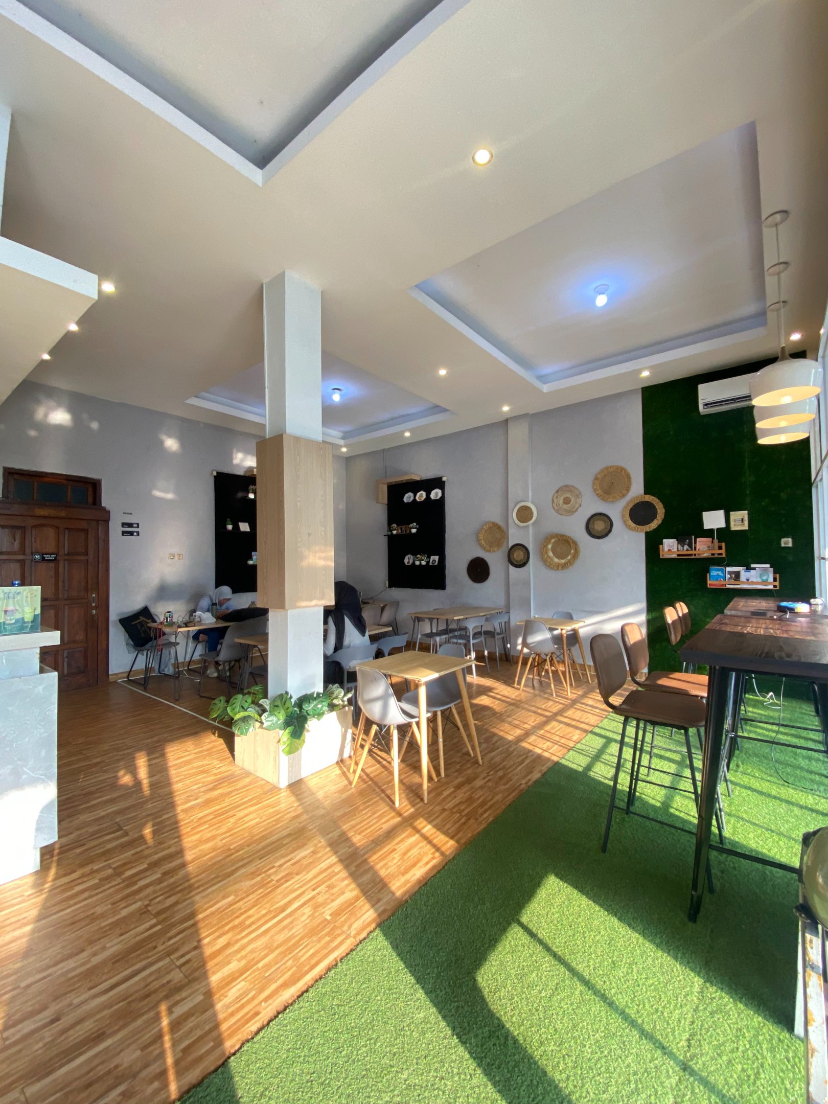 Sinom Coffee & Space