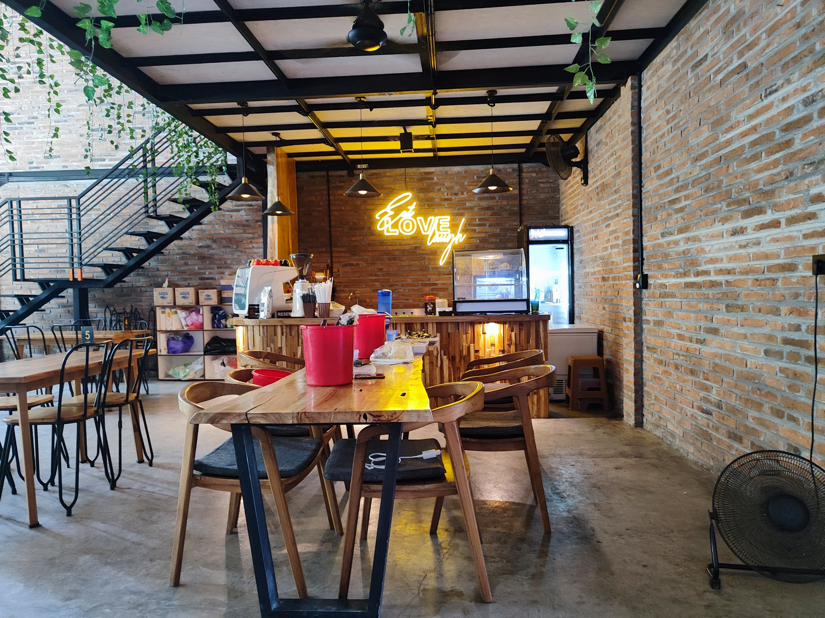 Paddys Cafe & Eatery