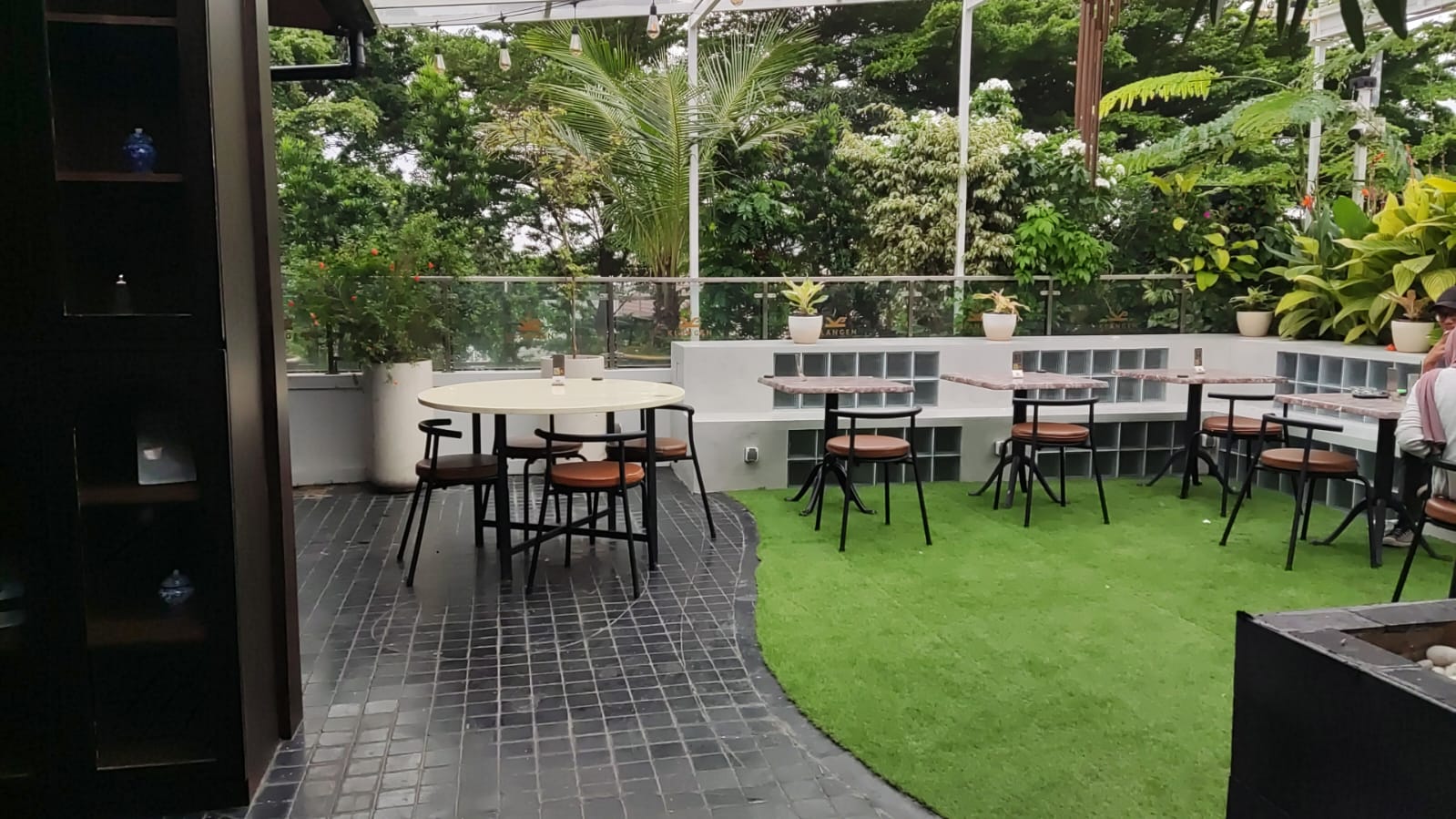 Klangen Coffee & Resto