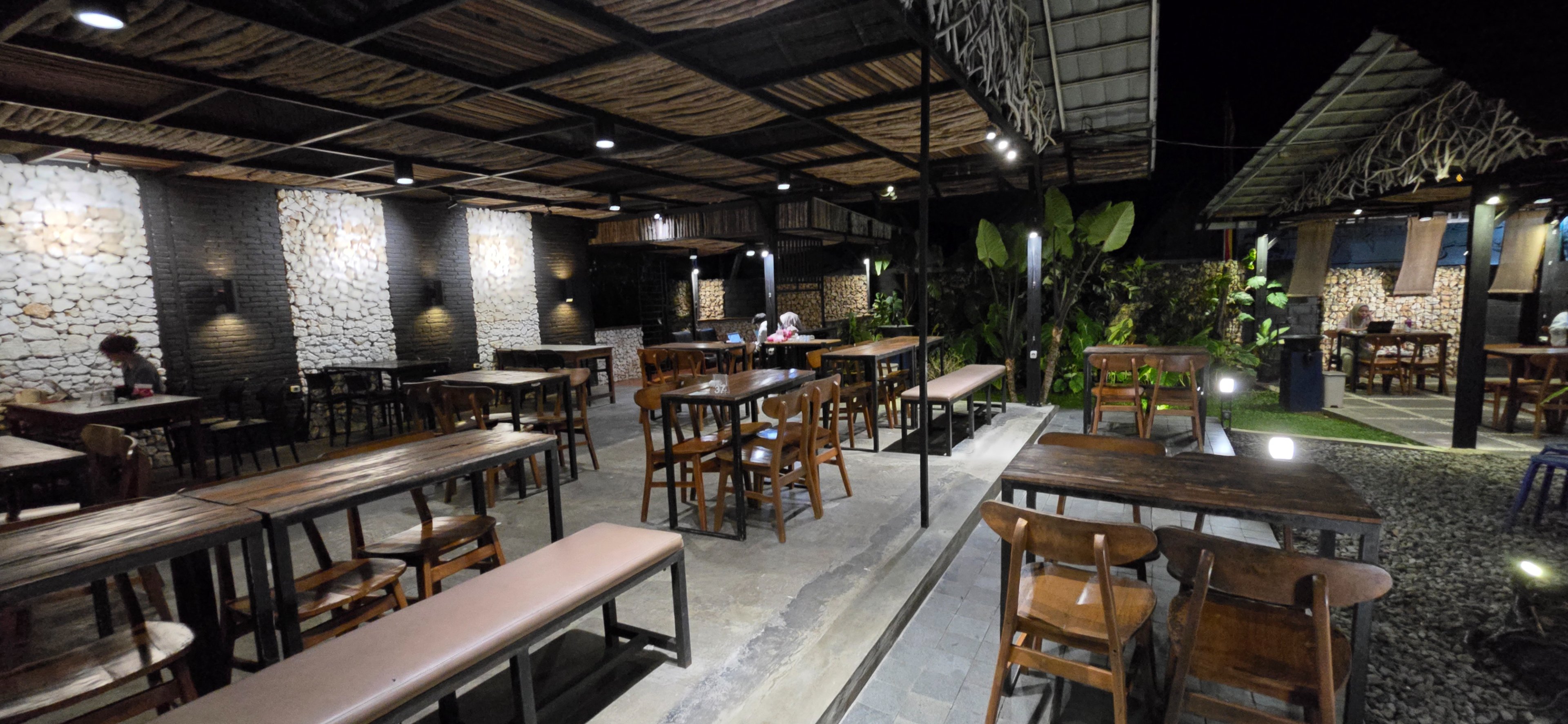 Pule Coffee and Eatery