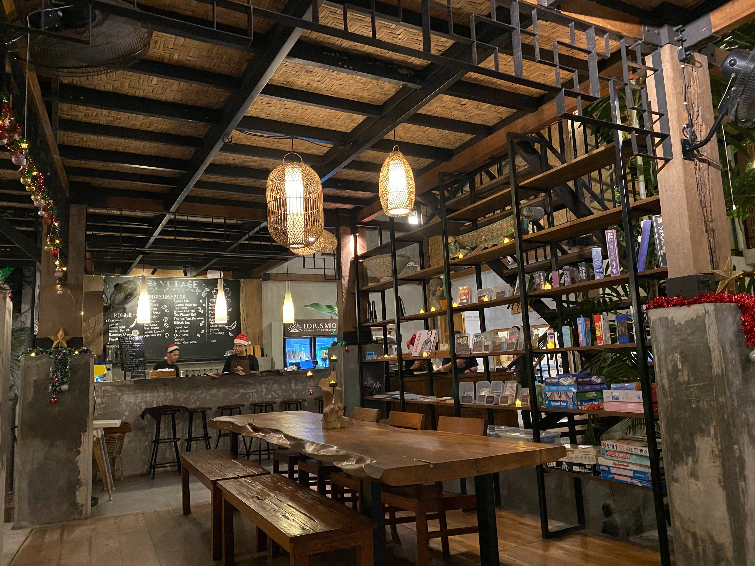 Lotus Mio Bangunjiwo Restaurant