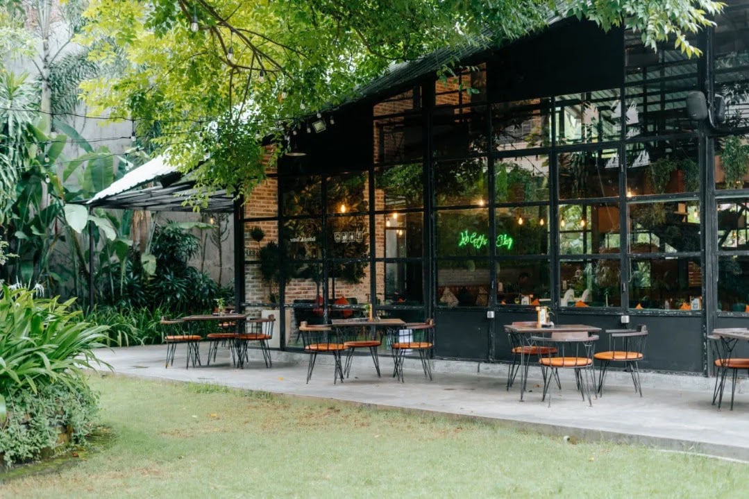 Loh Coffee & Eatery