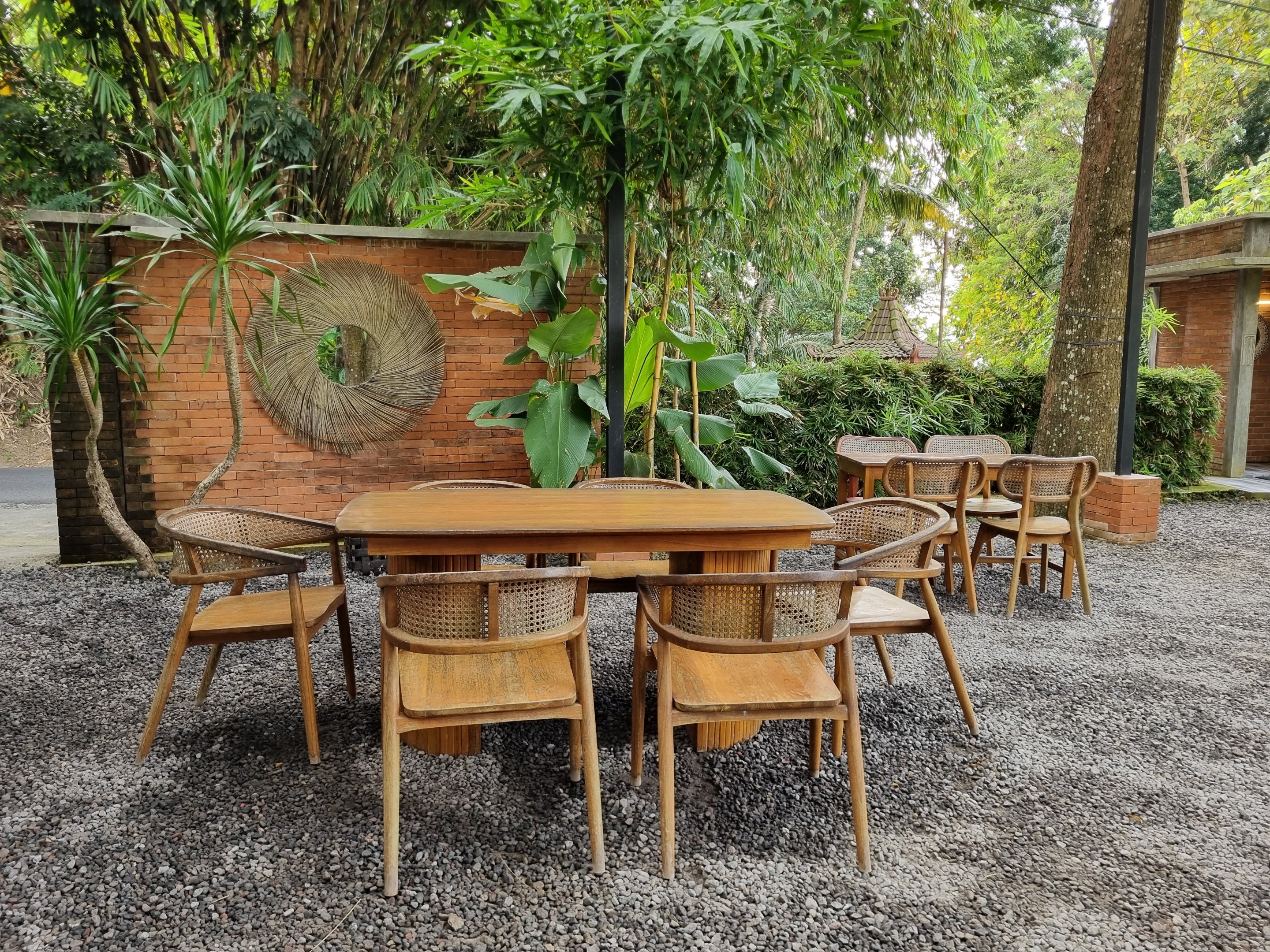 Marron Cafe
