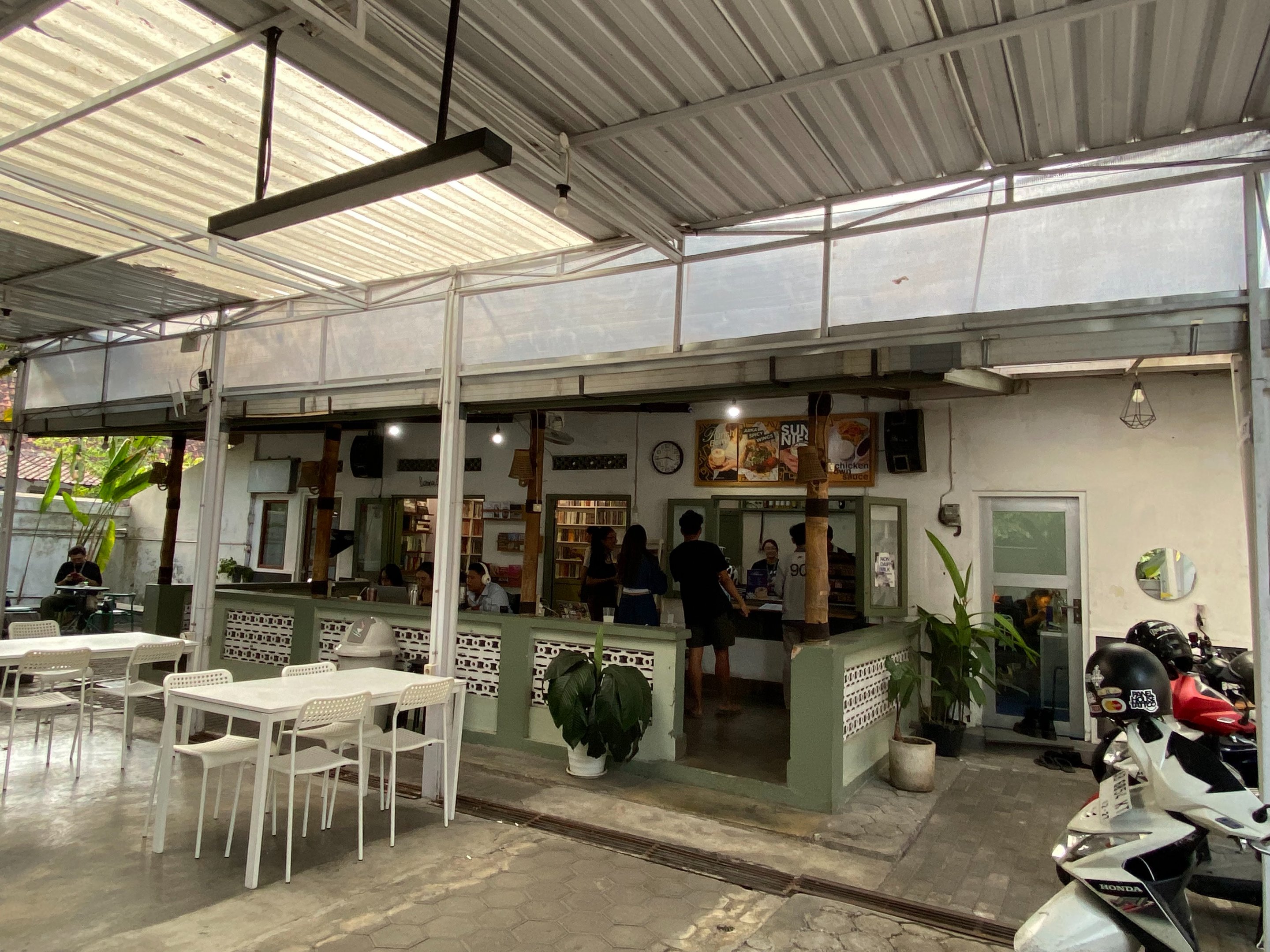 Arka Coffee and Space