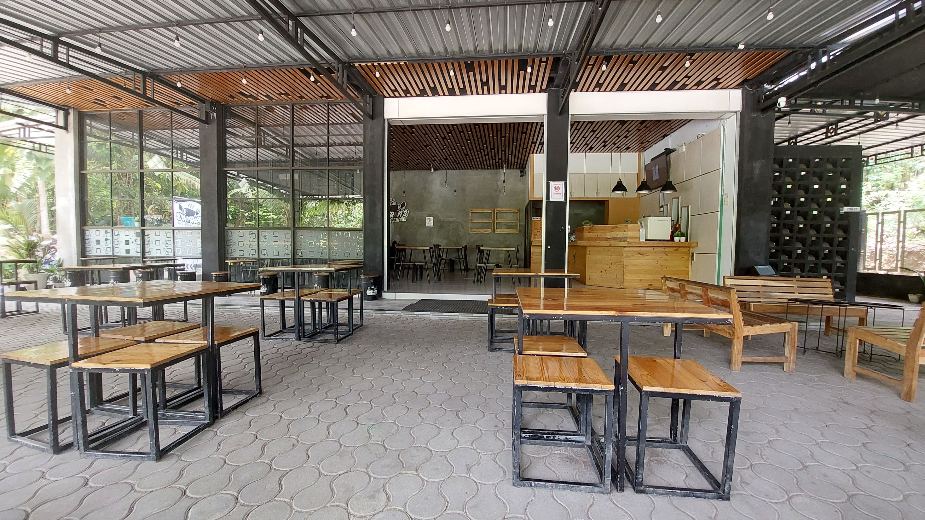 BURON'S Coffee & Kitchen