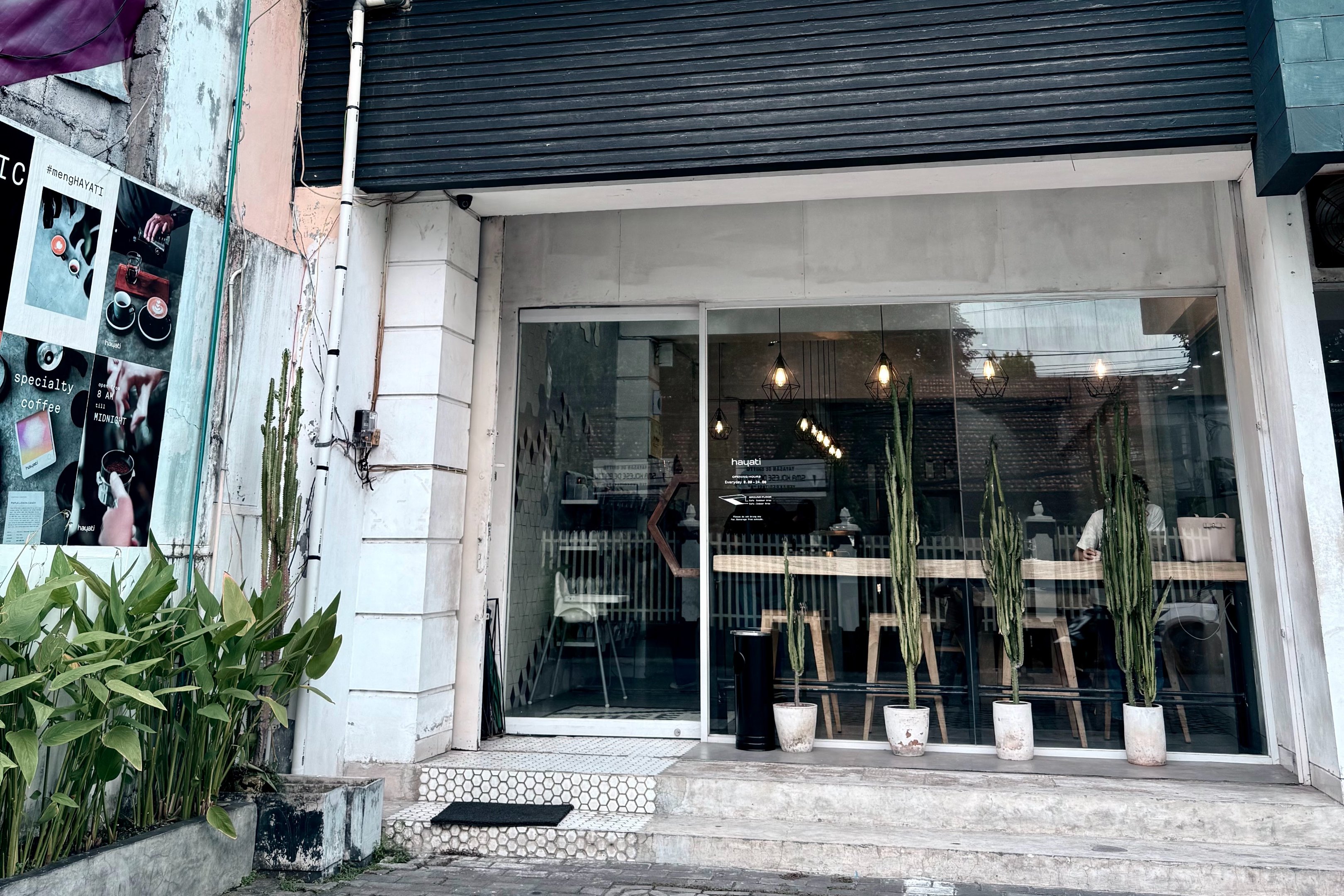 Hayati Coffee Roaster