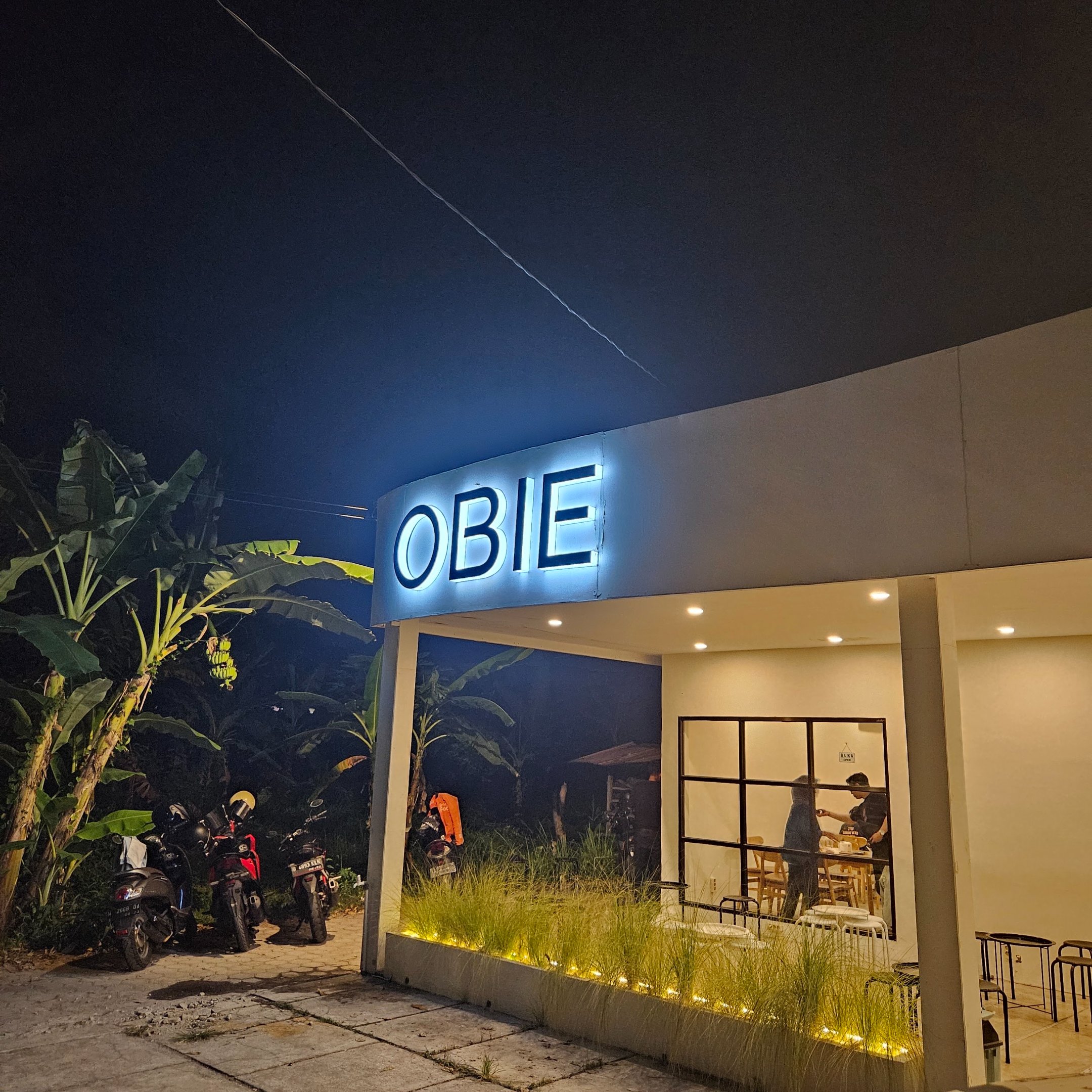 Obie Cafe & Space