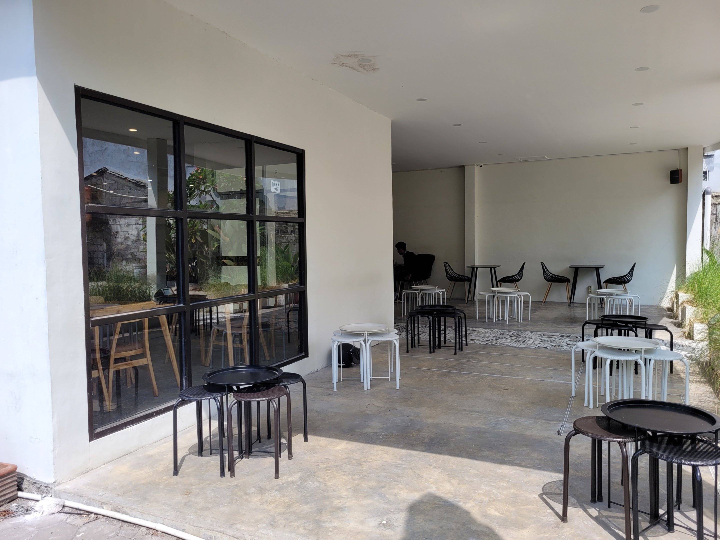 Obie Cafe & Space